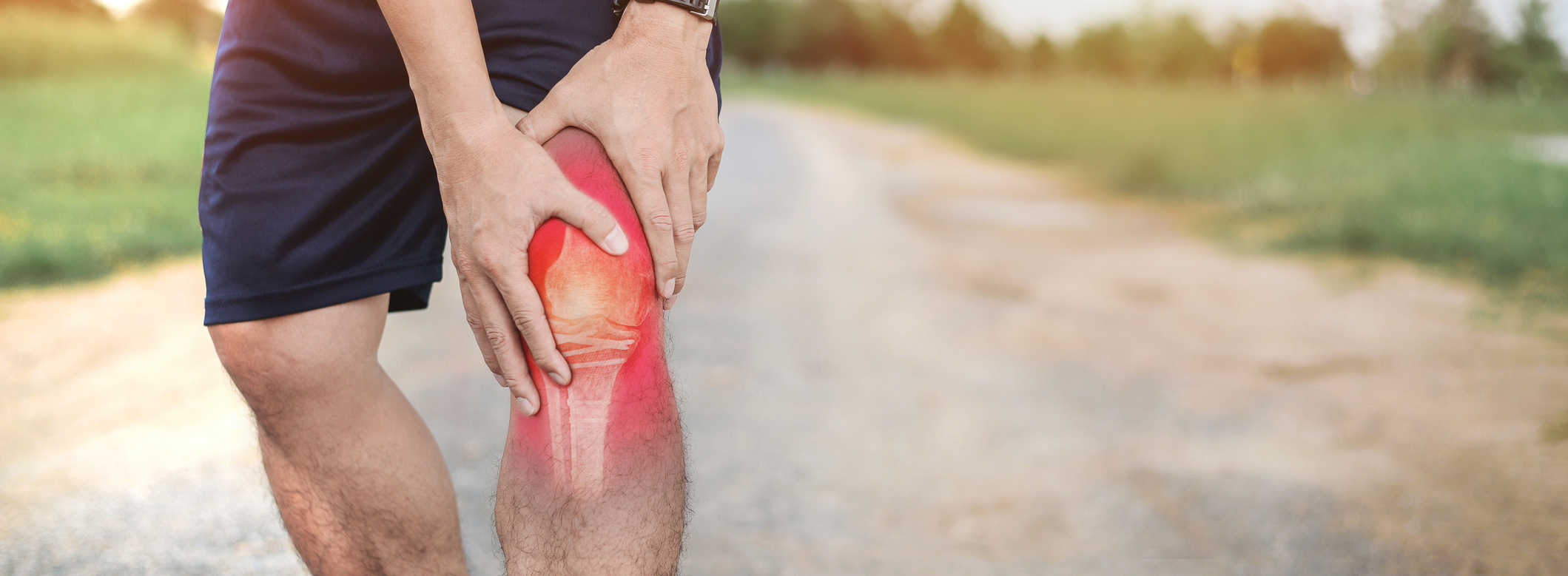 Jogging knee injury. Wrap up before any exercise